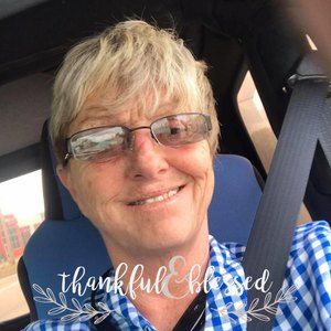 Meet your Posher, Deanna